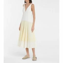 Roger Vivier Slidy Viv' Suede Slippers