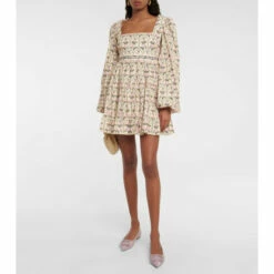 Roger Vivier Gommettine Ball Patent Leather Ballet Flats