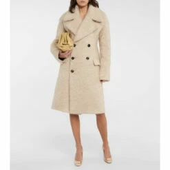 Roger Vivier Trompette 70 Patent Leather Pumps